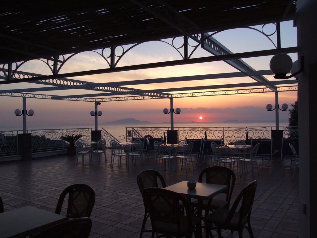 Hotel Dania Σορέντο Εξωτερικό φωτογραφία
