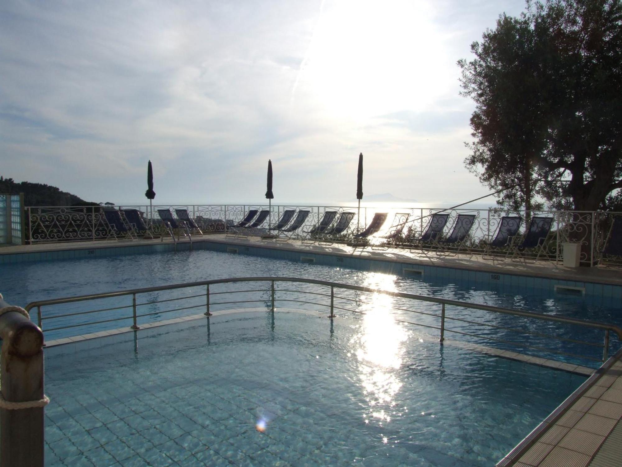 Hotel Dania Σορέντο Εξωτερικό φωτογραφία