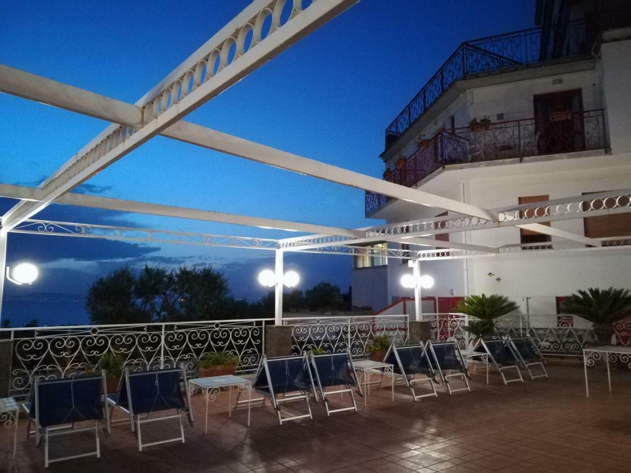 Hotel Dania Σορέντο Εξωτερικό φωτογραφία